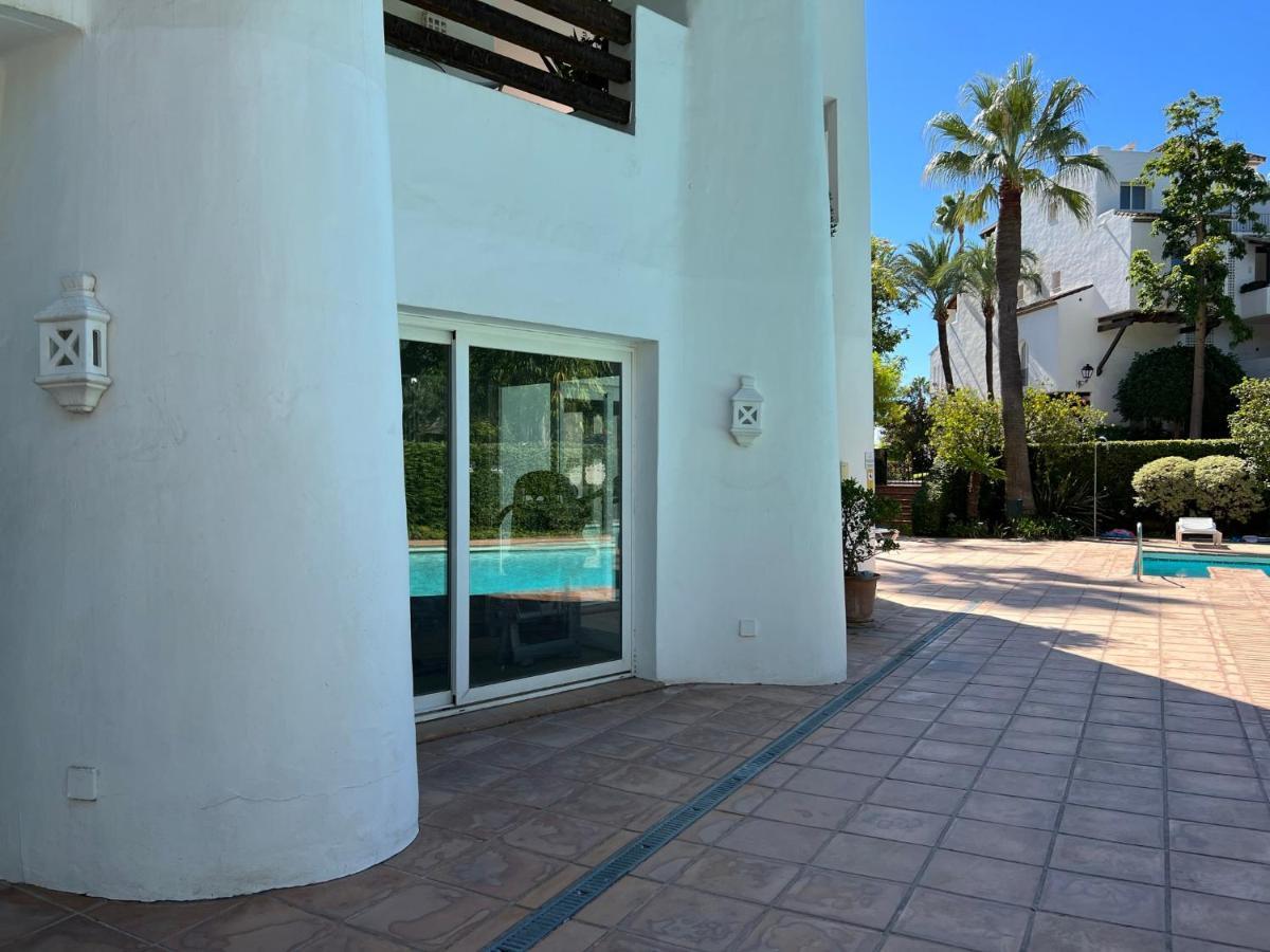 Alcazaba Beach Estepona Buitenkant foto